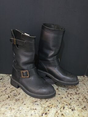Triumph Black Leather Men's Mid-Calf Moto Boots with Buckle Hardware Size 6
